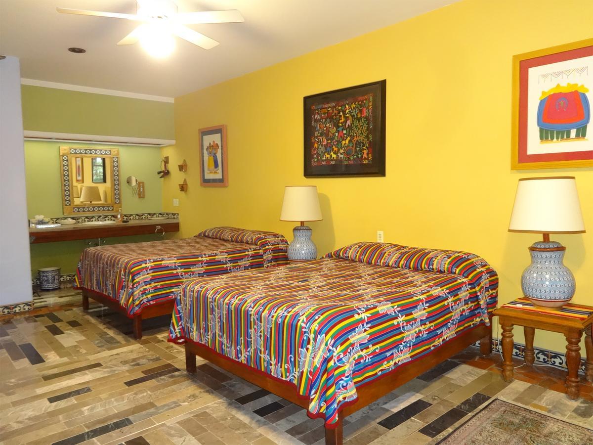 Casa De Las Flores Bed and Breakfast Tlaquepaque Εξωτερικό φωτογραφία