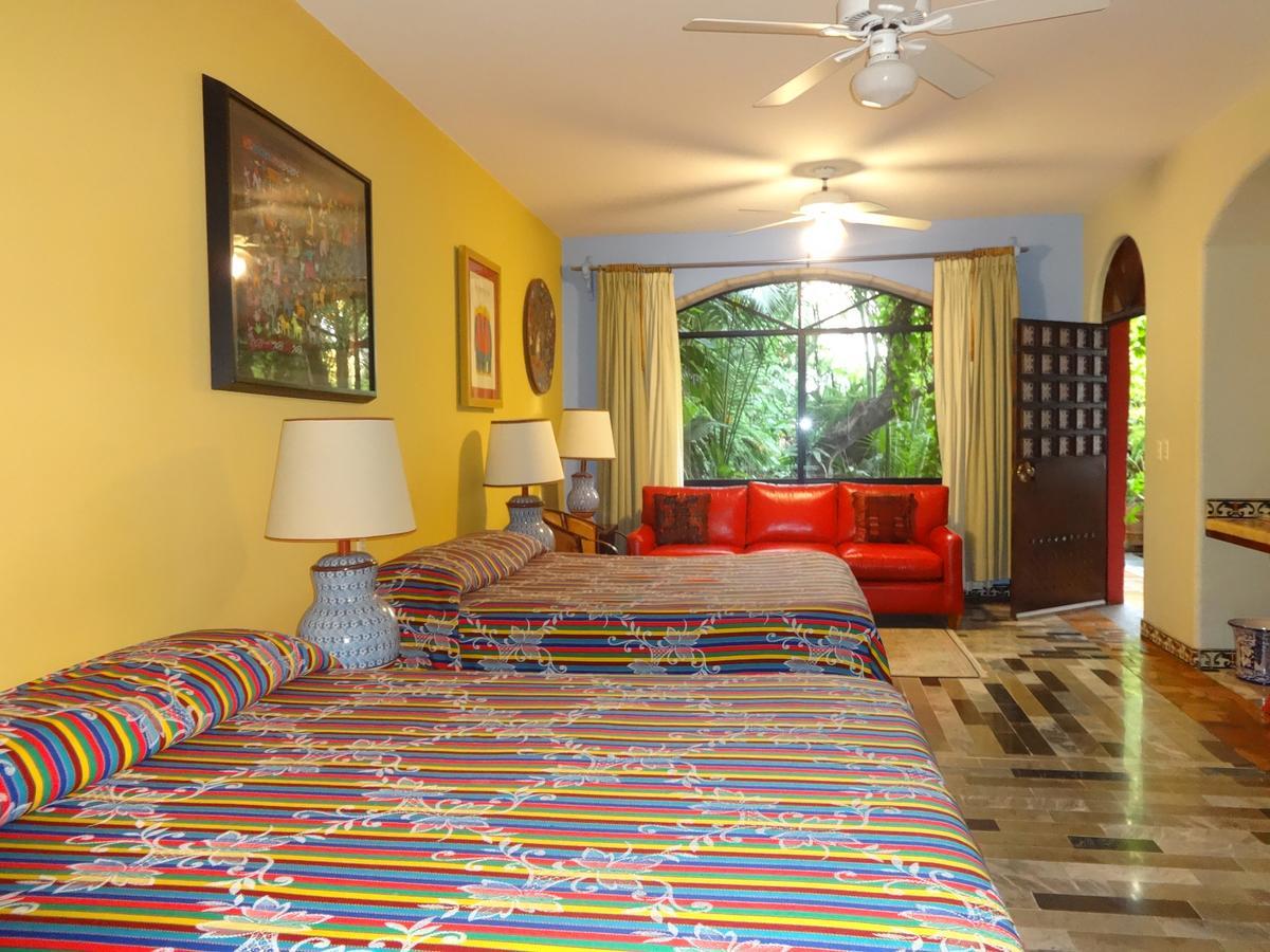 Casa De Las Flores Bed and Breakfast Tlaquepaque Εξωτερικό φωτογραφία