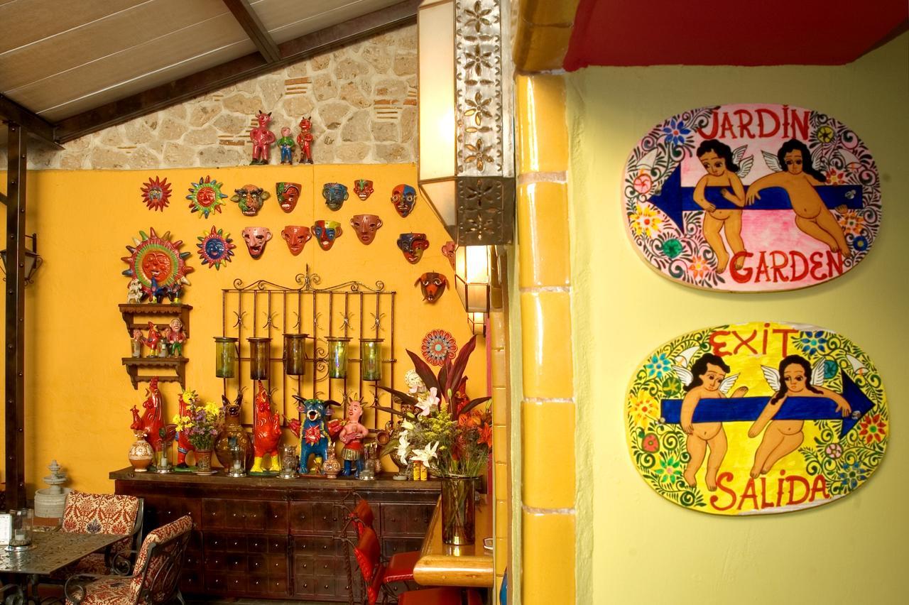 Casa De Las Flores Bed and Breakfast Tlaquepaque Εξωτερικό φωτογραφία